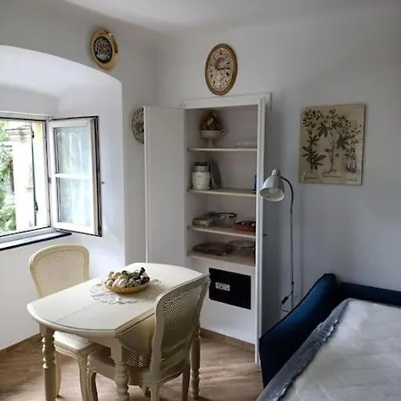 Casetta Jacaranda Apartment *