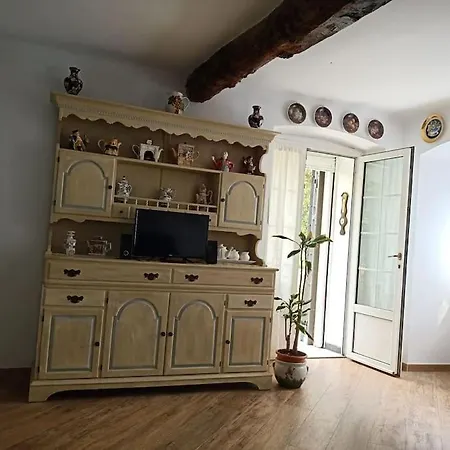 Casetta Jacaranda Genoa