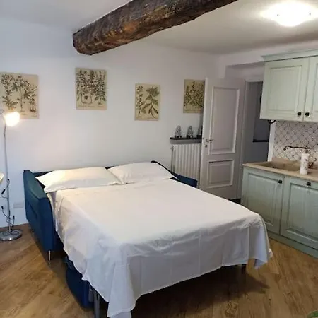 Casetta Jacaranda * Genoa