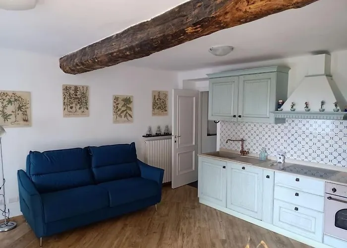 Casetta Jacaranda Apartment Genoa